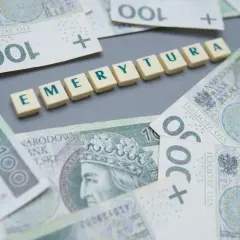 Emerytura po 45 latach pracy na najniższej krajowej: Ile wynosi?