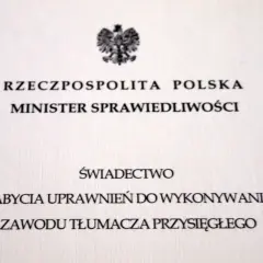 Jak zostać tłumaczem przysięgłym: Przejdź przez potrzebne studia i kroki stania się profesjonalistą