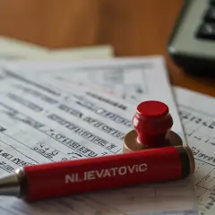 Faktura VAT od nievatowca: Mit czy rzeczywistość? Wyjaśniamy to