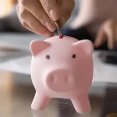 Oszczędzamy skutecznie: 7 prostych kroków do lepszych finansów