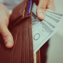 Ile można zarobić na dropshippingu? Realne zyski i koszty w e-commerce