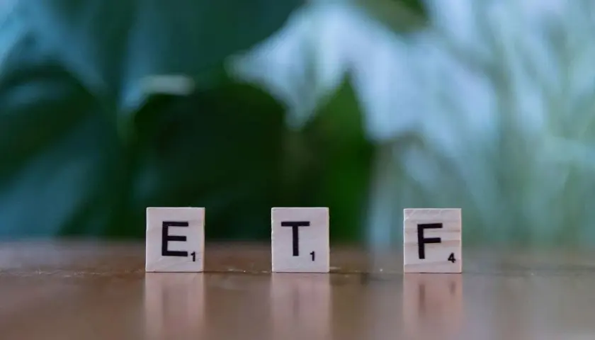 Jak zarobić na ETF-ach: najzyskowniejsze fundusze i strategie inwestycyjne