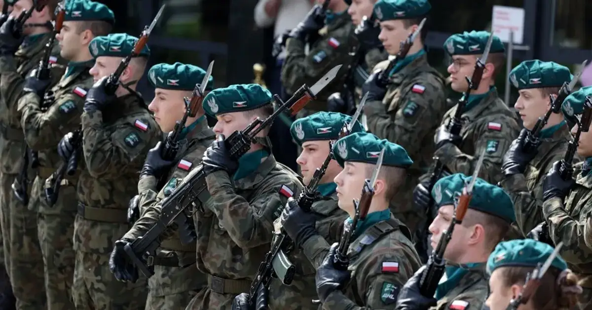Zdjęcie Zarobki w wojsku polskim: zobacz realne pensje na każdym szczeblu